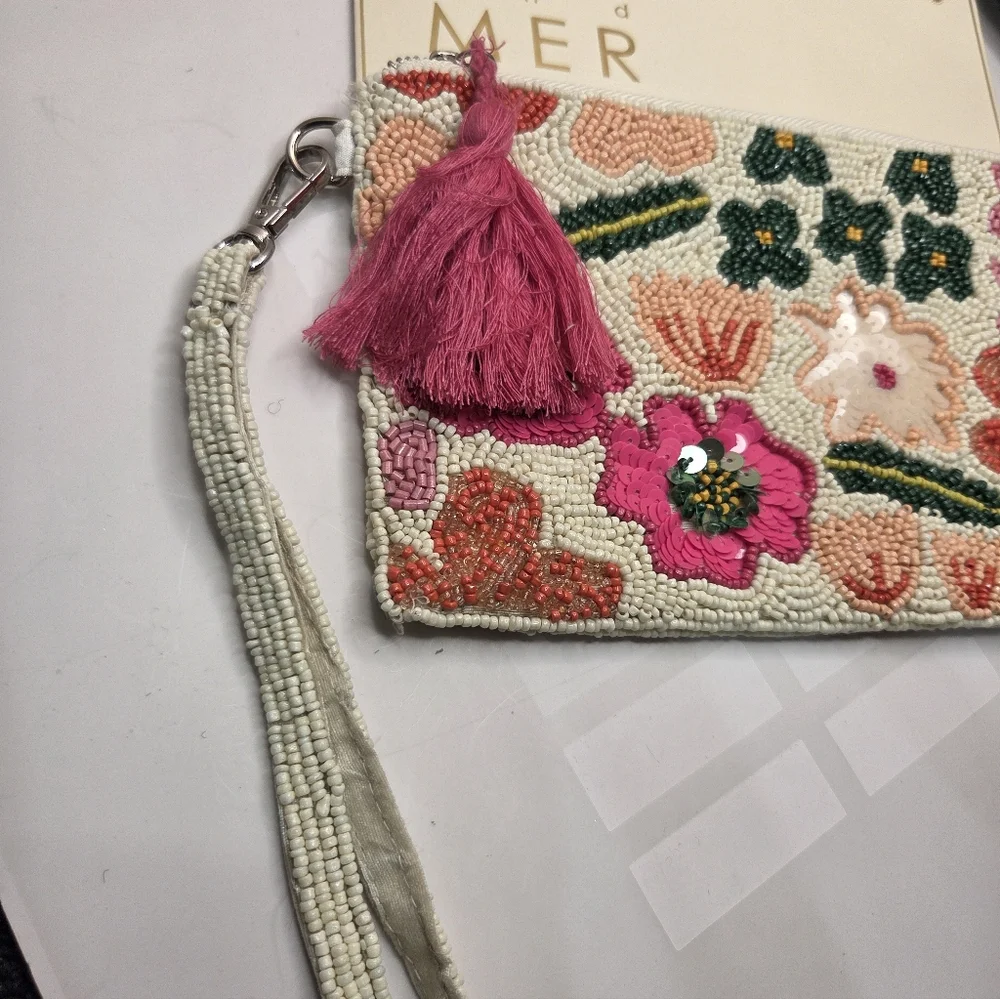 💕▪️Sol And Mer ▪️Pink Floral Beaded  Coin Purse Wristlet